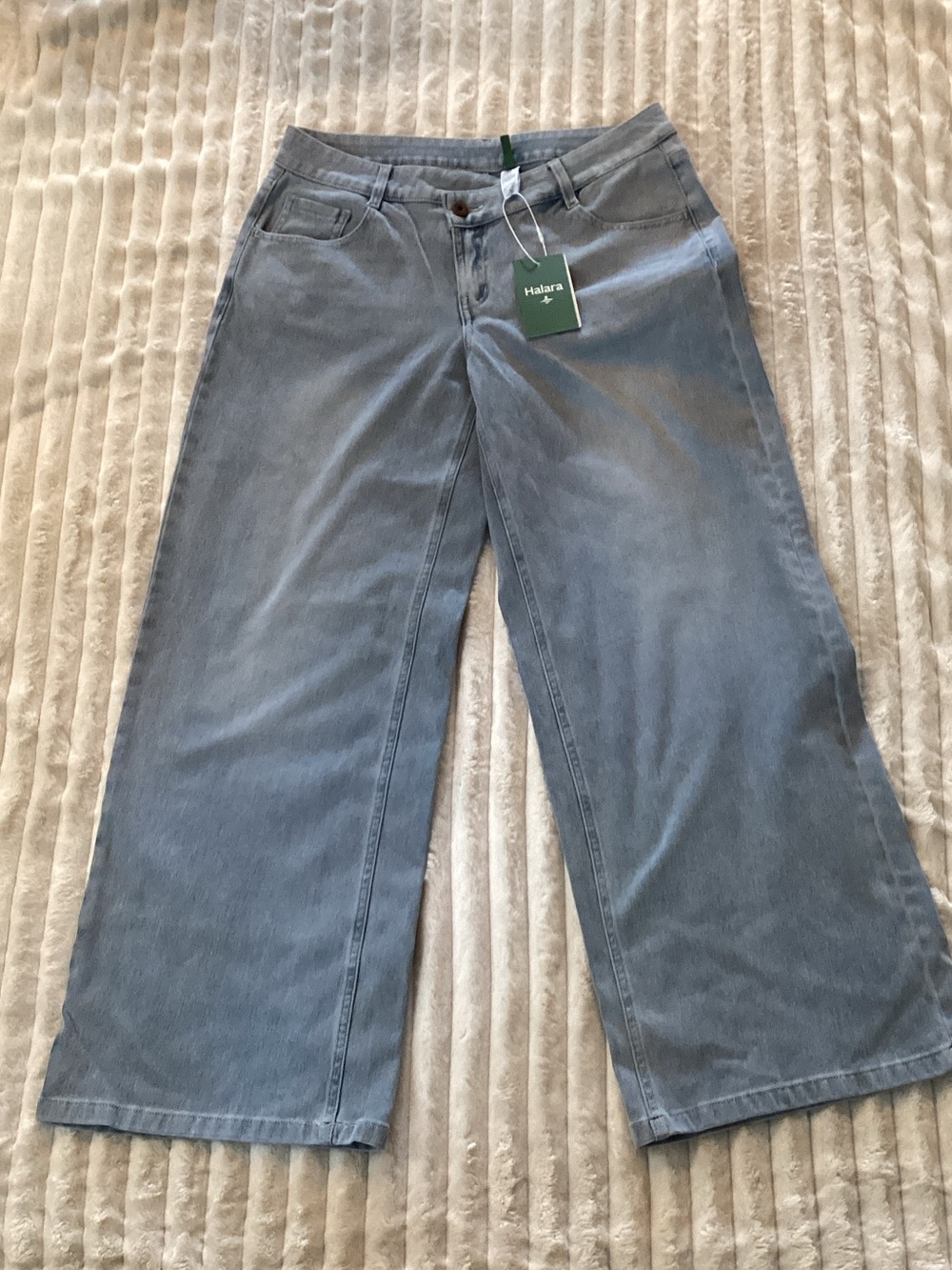 HALARA Light Blue Wide Leg Jeans with Back Pockets